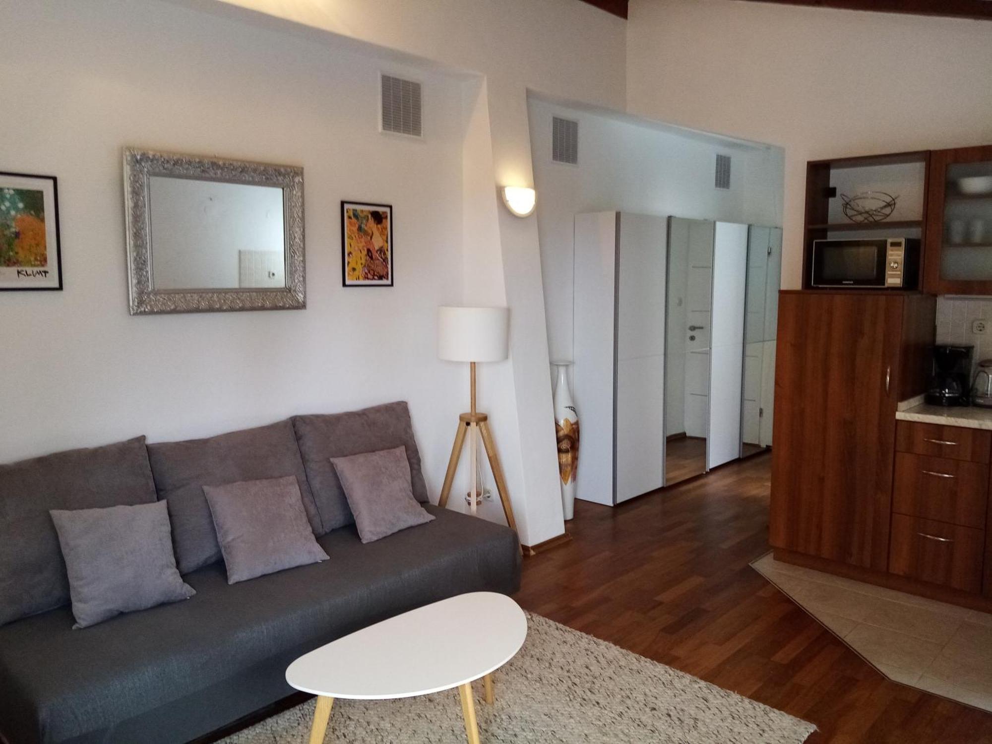 Apartments Emi Дубровник Екстериор снимка
